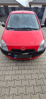 Toyota Yaris 2001 - 6