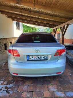 Toyota avensis t27 sedan - 6