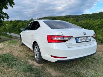 Škoda Superb 2018 - 6