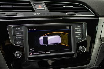 Volkswagen Touran 2.0 TDI Edition Comfortline - 6