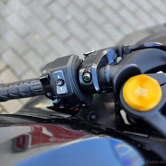 Kawasaki Ninja ZX-4R čierna - 6
