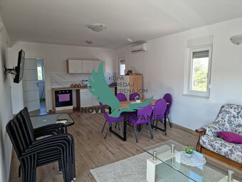 Na predaj priestranný apartmán na ostrove Vir-Bobovik, Chor - 6