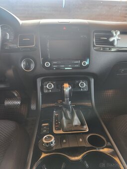 Volkswagen Touareg - 6
