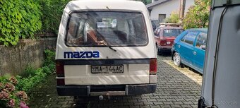 Mazda E2200 - 6
