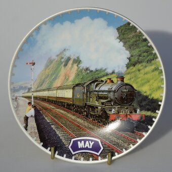 Pre milovníkov VLAKOV - Sada 12 mesiacov - 12 tanierov - 6
