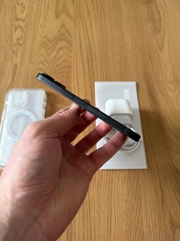 iPhone 15 128 gb Black v záruke + príslušenstvo - 6