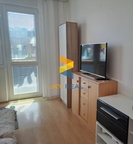 Slnečný, priestranný, 4-izbový byt - 6