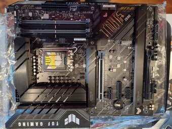 Predám základnú dosku Asus Tuf Gaming Z690 +Wifi - 6