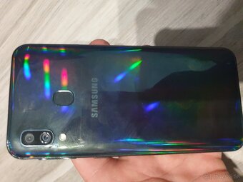 Galaxy A40 dual SIM 4/64GB - 6