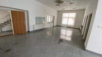 Polyfunkčný objekt, sklad, showroom, autoservis ... 724 m2 - 6