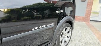 Volkswagen Touran Cross 1.9TDI - 6