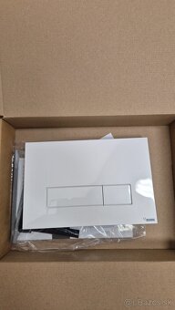 Rehau - závesné WC / Geberit / - 6