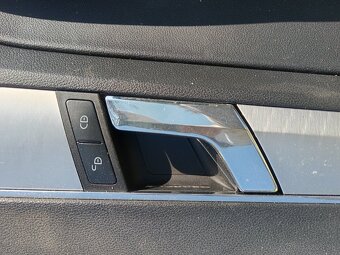 Mercedes Benz E trieda blatník - 6