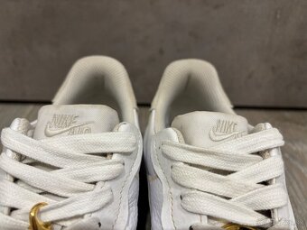 predám tenisky Nike Air Force veľ 40,5 - 6