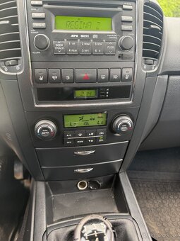 KIA Sorento 2.5Tdi 125kw - 6