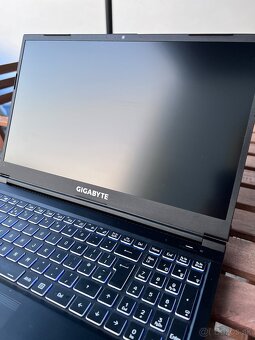 Gaming laptop Gigabyte G5/KF/i5-12500H/15,6"/FHD/16GB/512GB - 6