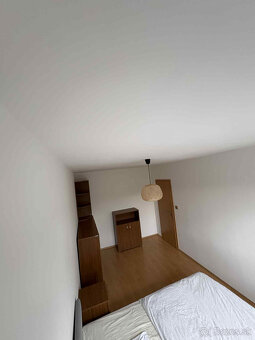 Kalvária - slnečný priestranný byt s loggiou, voľný ihneď - 6