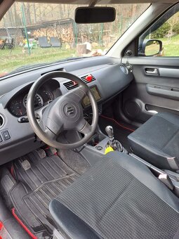 Suzuki Swift - 6