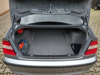 BMW 318d e46 2004 - 6