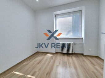 NA PREDAJ KRÁSNY 3,5-IZBOVÝ BYT, KOMPLET REKONŠTRUKCIA, BRAT - 6