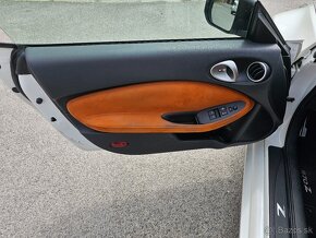 Nissan 370z - 6