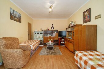 PREDAJ 3 izbový byt 86,7 m2 Ružomberok ulica Papiernická - 6