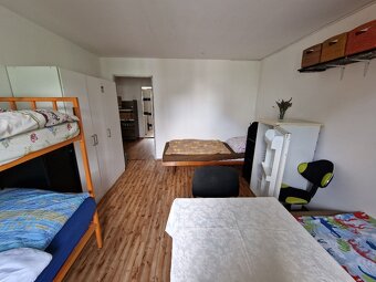 Ubytovanie pre robotníkov v ubytovni v Seredi - 6