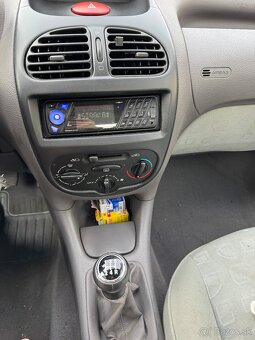 Peugeot 206 - 6