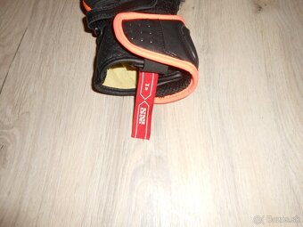 Predam nove kozene moto rukavice znacky IXS RS 200 - 6