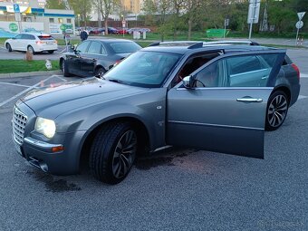 Chrysler 300C CRD, tourer - 6