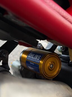 Triumph speed triple R - 6