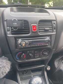 Nissan almera - 6