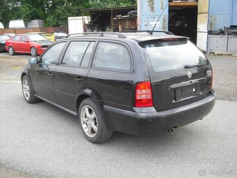 Skoda Octavia RS1 Kombi - 6