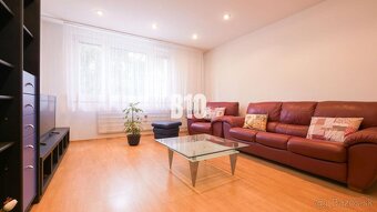 Rezervované -Veľký 3 izbový byt s loggiou na Klokočine - 6