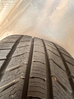 Zimné pneumatiky - 2ks 235/55 R19 a 2ks 255/55 R19 - 6