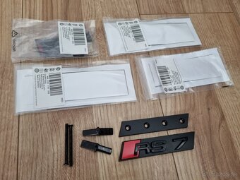 Napis logo znak AUDI na kufor / masku / blatniky - 6