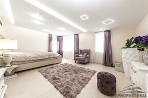 Luxusný rodinný dom (5 izieb, rozloha 313m²) tichá lokalita, - 6