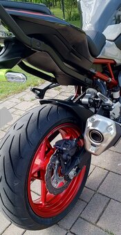 KAWASAKI Z900 - 6