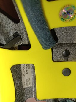 Prilba specialized - 6
