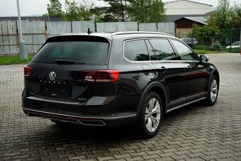 Volkswagen Passat Alltrack 2.0 TDI SCR BMT 4MOTION DSG Busin - 6
