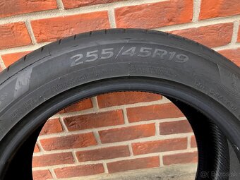 Hankook 255/45R19 104W - 6