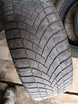 Zimne pneumatiky Bridgestone 215/55R17 - 6