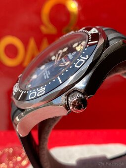 Omega Seamaster 007 “On Her Majesty’s Secret” 42mm - 6