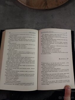 JACKIE COLLINSOVÁ-Hollywoodske rozvody - 6