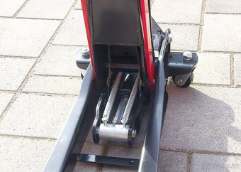 Hydraulický nízkoprofilový autozdvihák FISCHER KRAFT 5,5T - 6