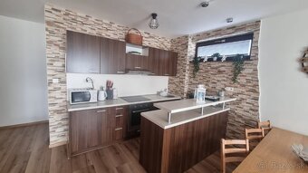 Na predaj 3i Apartman / Byt vo Velkej Lomnici - 6
