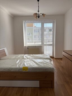 2-IZB. BYT 67m2 TEHLA, ZBOROVSKÁ ULICA, JUH - 6