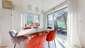 Zariadený 4 izb. rodinný dom v pešej blízkosti jazera - Veľk - 6