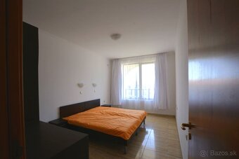 Apartmán 2+kk s výhledem na bazén a moře, 300 m od pláže - 6