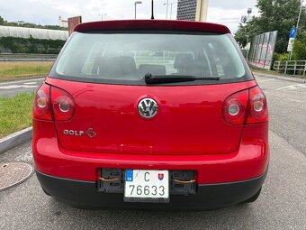 Vw golf 5 benzín 2008 - 6